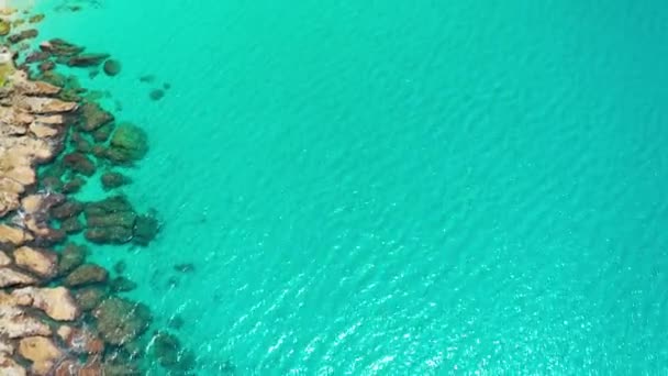 Αεροφωτογραφία Της Όμορφης Παραλίας Και Των Ακτών — Αρχείο Βίντεο