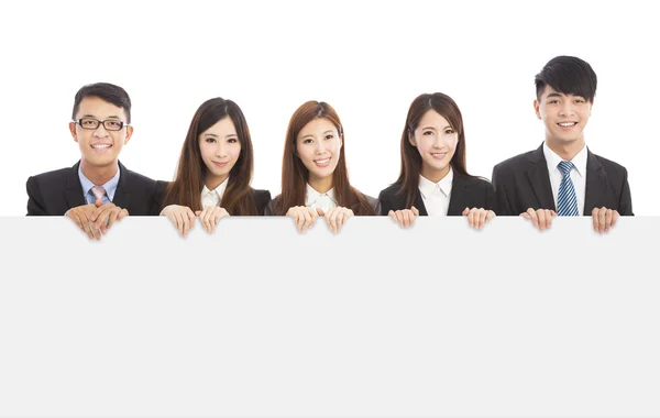 Asiatiska unga företagare håller vit tavla — Stockfoto
