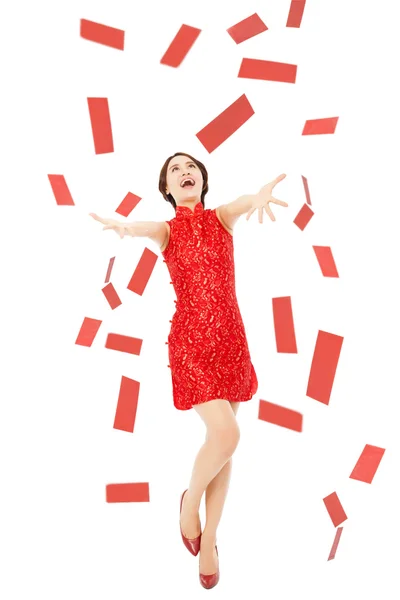 Gelukkig chinese nieuwe year.young vrouw probeert te vangen Hongbao — Stockfoto