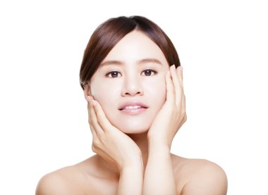 ifade gülümseyen güzel Asyalı genç kadının yakın çekim.