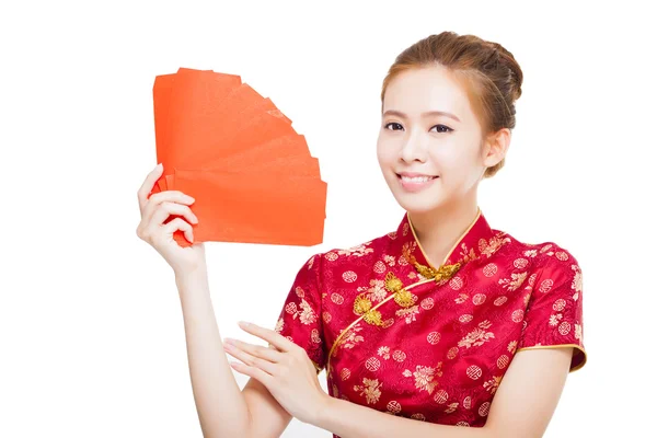 Mooie jonge Aziatische vrouw die rode zak voor rijken — Stockfoto