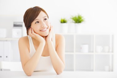 güzel genç Asyalı kadın arıyorum 