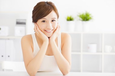 Güzel genç Asyalı kadın. 