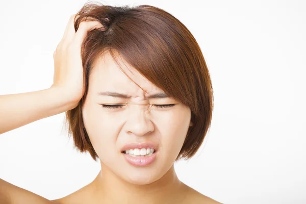 Close up jovem mulher com dor de cabeça — Fotografia de Stock