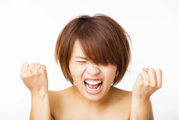 Zbliżenie zły młoda kobieta i wrzask krzyczeć — Zdjęcie stockowe
