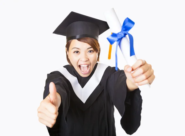 Arriba ver feliz joven mujer graduándose mostrando pulgar hacia arriba —  Fotos de Stock