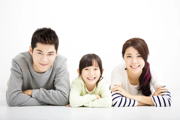 Feliz retrato atractivo de la familia joven — Foto de Stock