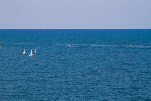 Yelkenli gemi. Deniz manzarası. — Stok fotoğraf