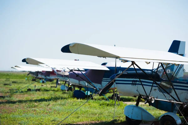 Malá Letadla Zemědělské Letectví Venkovském Letišti Terénu Aviation — Stock fotografie