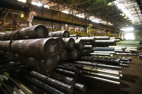 Metal Yapılar Eski Metalürji Fabrikasının Içi Dışı Metali Eritme Süreci — Stok fotoğraf