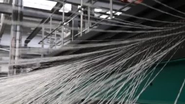 bir tekstil fabrikasında makine iplik Tekstil Sanayi - iplik biriktirir.