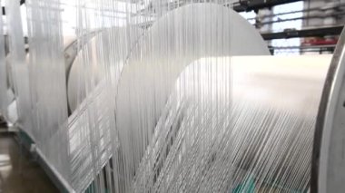bir tekstil fabrikasında makine iplik Tekstil Sanayi - iplik biriktirir.