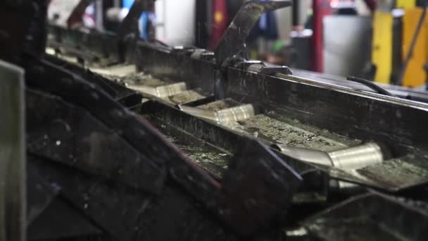 Makine Aletleri Ekipmanlarla Atölye Çalışması Metal Borular Için Çelik Rulo — Stok video