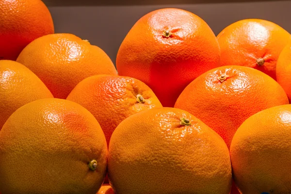 Pomelo. Tienda de comestibles — Foto de Stock