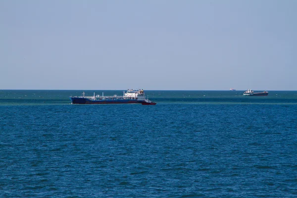 Nave da carico in mare — Foto Stock