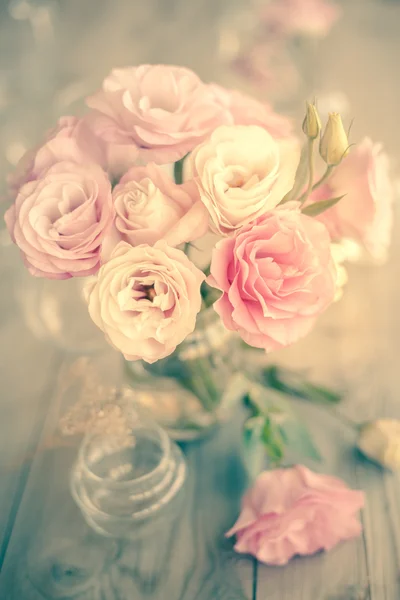 Vintage Bouquet of beautiful pink flowers — Stock Photo, Image