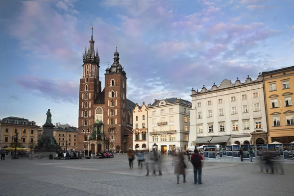 Abend auf dem Krakauer Hauptplatz — Stockfoto