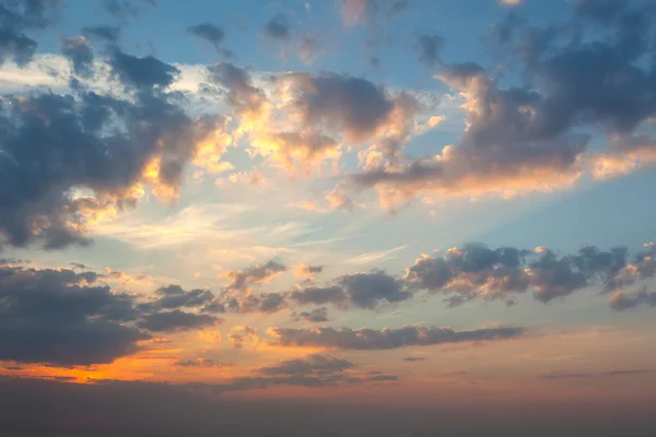 Fundo Panorâmico Incrível de Céu Real Sunrise — Fotografia de Stock