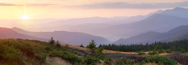 Panorama of Mountain range at the beautiful sunrise time, amazin — Stock Photo, Image