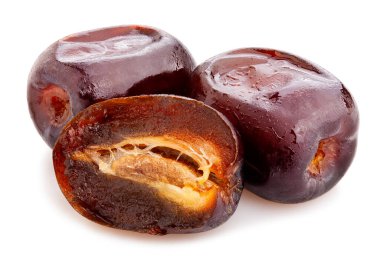 Dilimlenmiş meyve yolu beyaz üzerinde izole