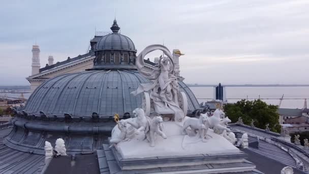 Odessa Ukraine Όπερα Κύρια Είσοδος Άγαλμα Θέα Στο Κέντρο Της — Αρχείο Βίντεο