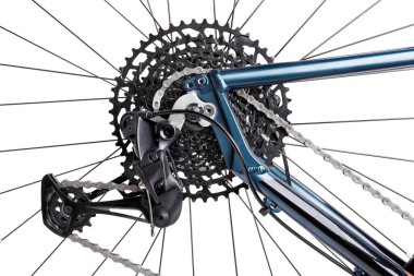 Motorun arka raydan çıkma yolu beyazda izole edildi