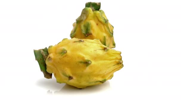 Drachenfrucht Pitahaya Isoliert Auf Weißem Hintergrund — Stockvideo