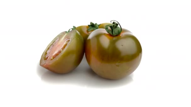 从白色背景中分离出来的切片番茄酱 — 图库视频影像