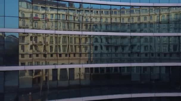 Odessa Ukraina Arkitektur Reflektion Och Trådbuss Rör Sig Längs Stroganov — Stockvideo