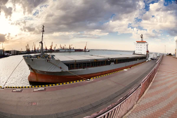Bulk carrier moored harbor — Stok fotoğraf