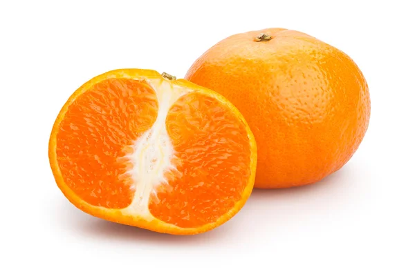 Mandarinas enteras y cortadas —  Fotos de Stock