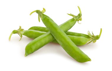 yeşil bezelye yolu beyaz üzerinde izole