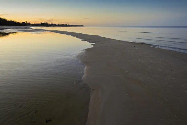 Mar Baltico all'inizio della primavera da Lapmezciems, Lettonia — Foto Stock