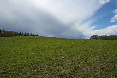 Fırtına gökyüzü, Letonya yatay.