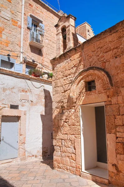 Ulička. Polignano je klisna. Puglia. Itálie — Stock fotografie