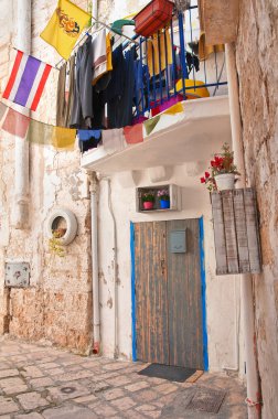 Alleyway. Polignano bir kısrak. Puglia, İtalya. 