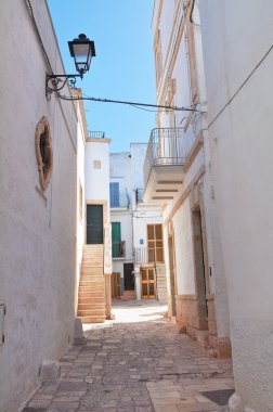 Alleyway. Polignano bir kısrak. Puglia, İtalya. 