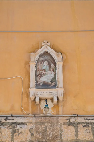 Edikulovým votivní. Giovinazzo. Puglia. Itálie. — Stock fotografie