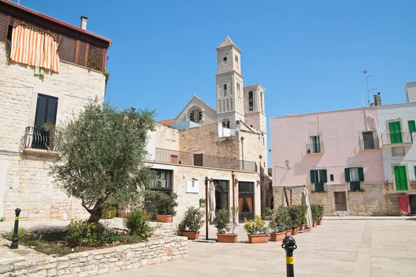 Aleja. Giovinazzo. Puglia. Włochy. — Zdjęcie stockowe