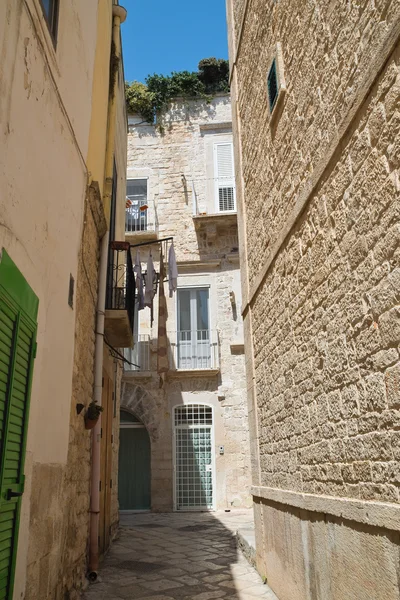 Callejuela. Giovinazzo. Puglia. Italia . — Foto de Stock