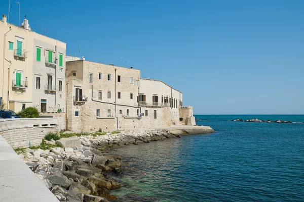 Molfetta 'nın panoramik görüntüsü. Puglia. İtalya. 
