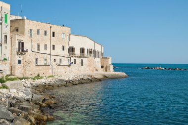 Molfetta 'nın panoramik görüntüsü. Puglia. İtalya. 