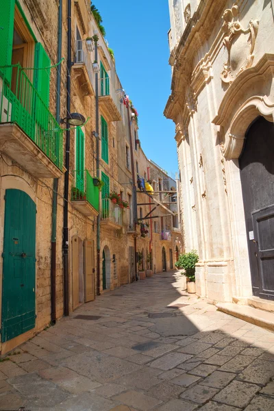 Steegje. Molfetta. Puglia. Italië. — Stockfoto