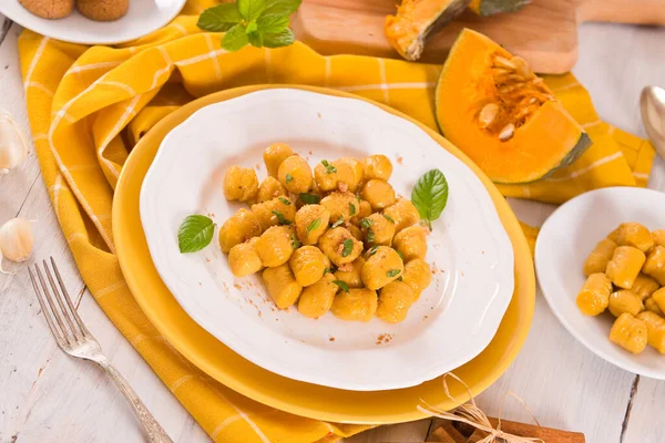 Gnocchi Zucca Con Amaretti Grattugiati — Foto Stock