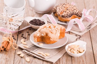 Kolombiya İtalyan Paskalya Güvercini Ekmeği.
