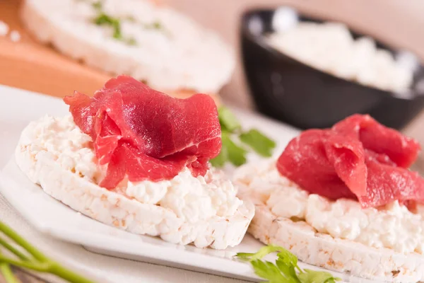 Rice Cakes Milk Flakes Cold Beef — Stock Photo, Image