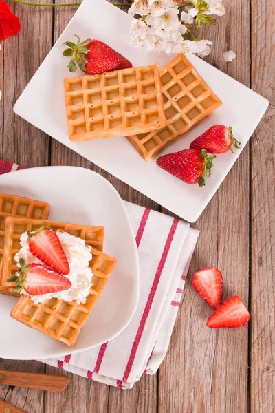 Waffles Strawberries Whipped Cream — Stock Photo, Image