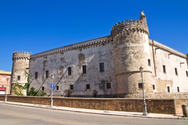 Ducal kale TORREMAGGIORE. Puglia. İtalya.