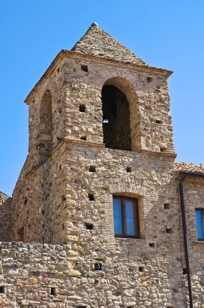 Františkánský klášter. Rocca imperiale. Kalábrie. Itálie. — Stock fotografie