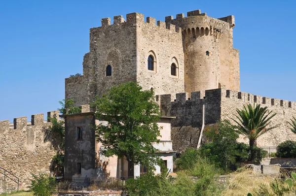 Slottet av roseto capo spulico. Kalabrien. Italien. — Stockfoto